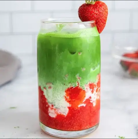 Hình ảnh Strawberry matcha