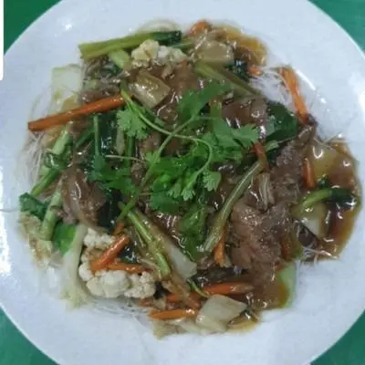Hình ảnh Bún gạo xào bò sốt
