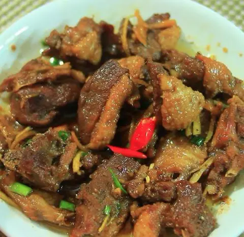 Hình ảnh Thịt vịt kho gừng