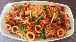 Hình ảnh Mì xào mực