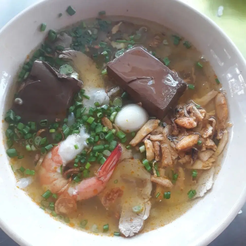 Hình ảnh Bánh canh cua đầy đủ