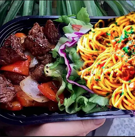 Hình ảnh Mỳ ý xào bò lúc lắc