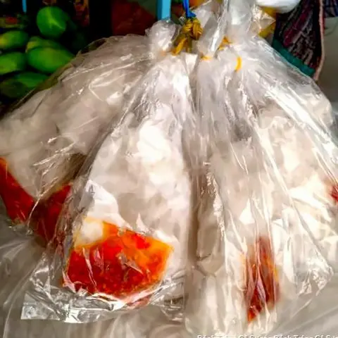 Hình ảnh Xâu bánh lớn sa tế phơi sương