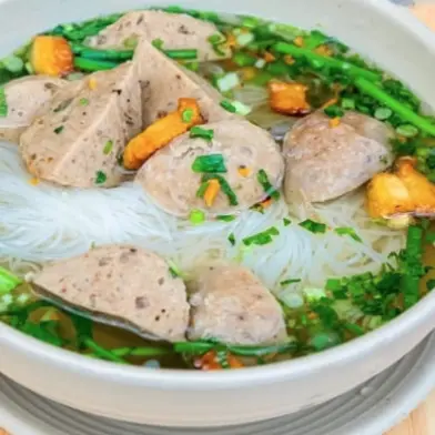 Hình ảnh Hủ tiếu bò viên tô em bé