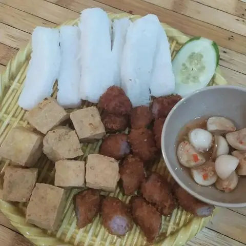 Hình ảnh Bún đậu nem chua rán