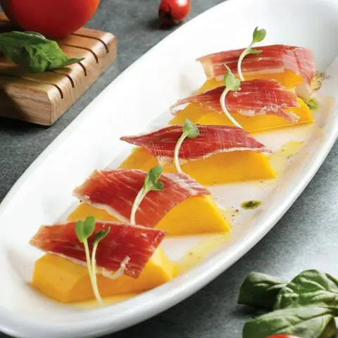 Hình ảnh Mango iberico ham