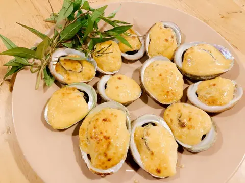 Hình ảnh Bào ngư nướng phô mai