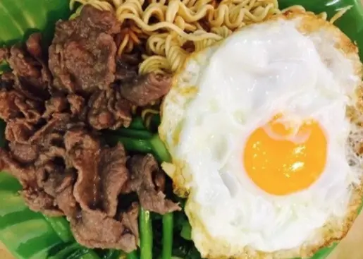 Hình ảnh Mì xào bò - 1 trứng