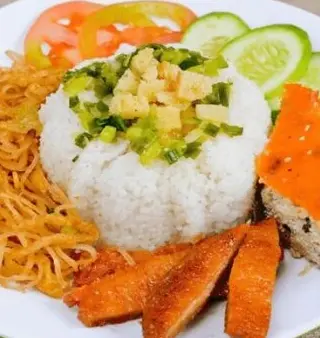 Hình ảnh Cơm bì chả