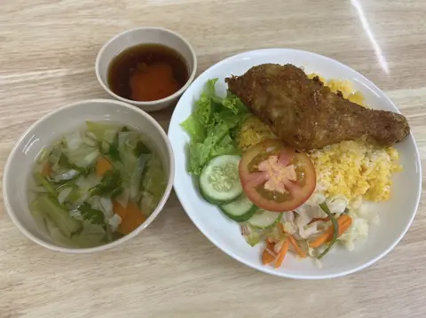 Hình ảnh Cơm đùi gà bơ tỏi