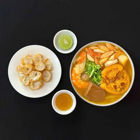 Hình ảnh Bánh canh đặc biệt Cua-Tôm-Giò