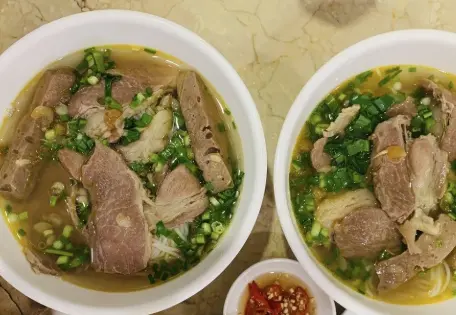 Hình ảnh Bún bò nạm