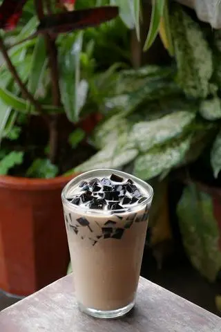 Hình ảnh Trà sữa bí đao thạch sương sáo