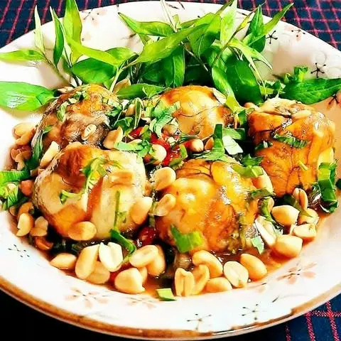 Hình ảnh Vịt lộn xào me - 2 trứng