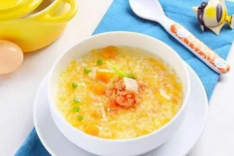 Hình ảnh Cháo cá hồi hầm bí đỏ