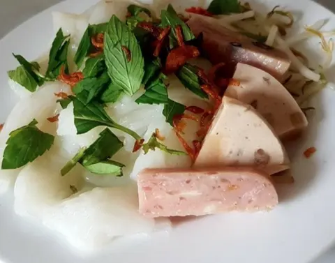 Hình ảnh Bánh ướt chả - nem