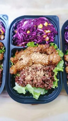Hình ảnh Cơm gạo lức thịt nướng & salad