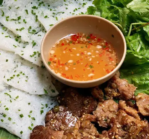Hình ảnh Bánh hỏi thịt nướng+ chả giò