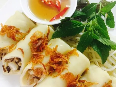 Hình ảnh Bánh cuốn trứng nhỏ