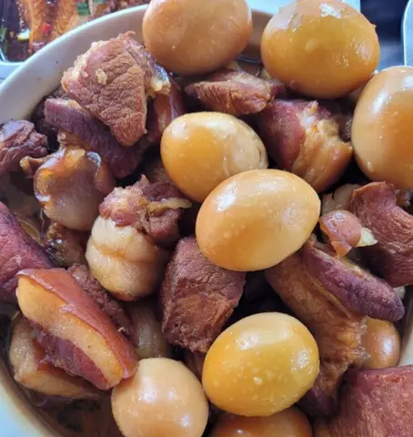 Hình ảnh Cơm thịt kho trứng