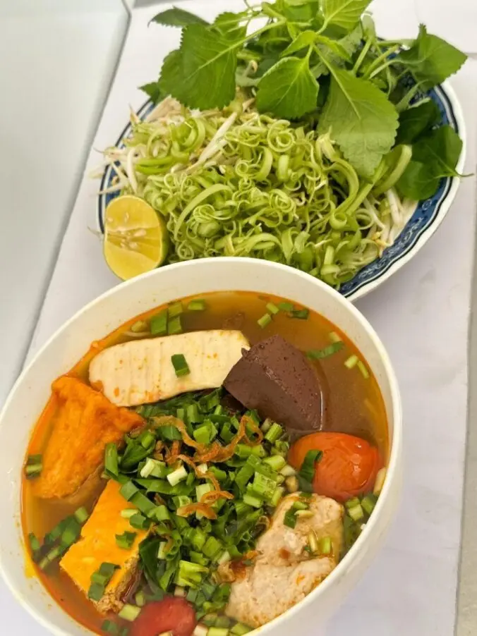 Hình ảnh Bún riêu