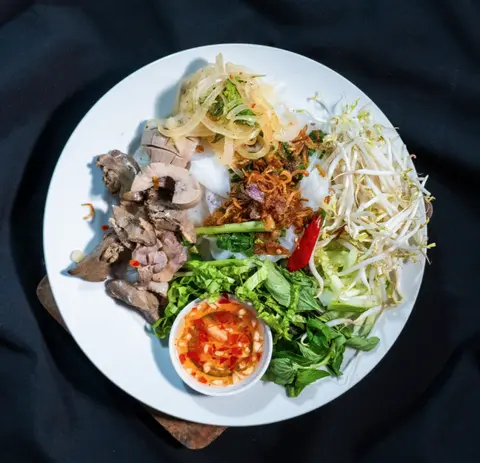 Hình ảnh Bánh ướt lòng gà