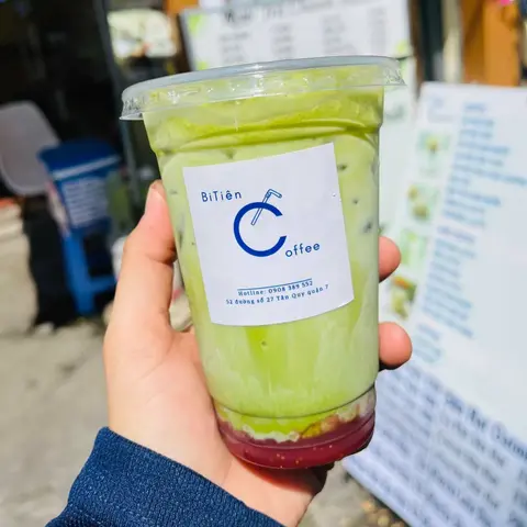Hình ảnh Matcha latte dâu