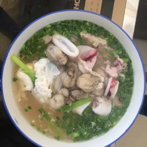 Hình ảnh Hủ tiếu mực - hàu