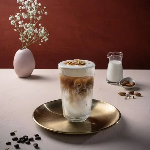 Hình ảnh Ice Roasted Almond Latte