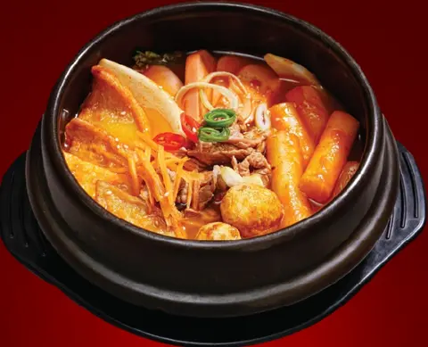 Hình ảnh Tokbokki bò