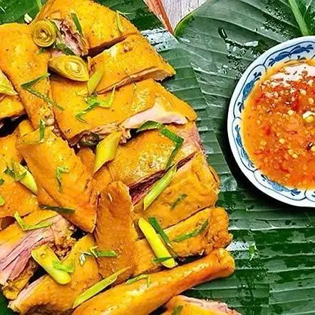 Hình ảnh Gà ủ muối hoa tiêu nguyên con