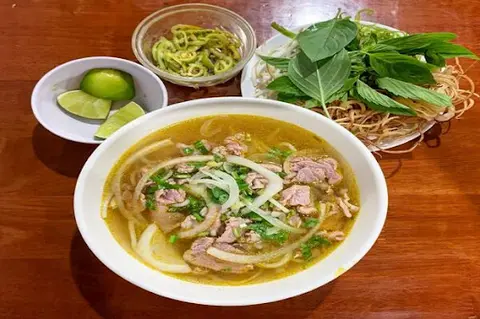 Hình ảnh Bún bò tái