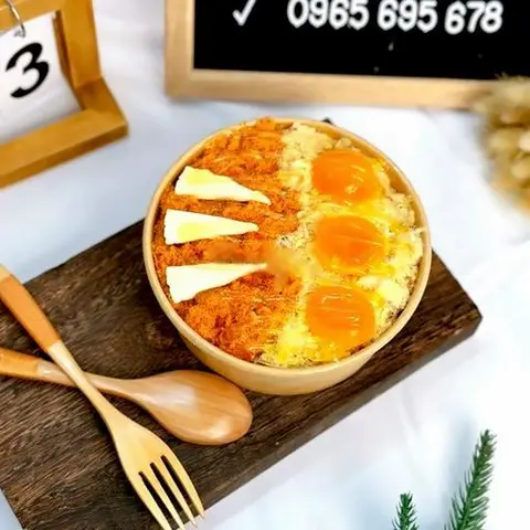 Hình ảnh Bánh bông lan trứng muối