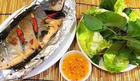 Hình ảnh Cá sapa nướng giấy bạc