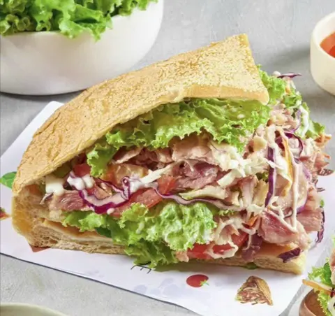Hình ảnh Bánh mì KeBab + Nước Sâm