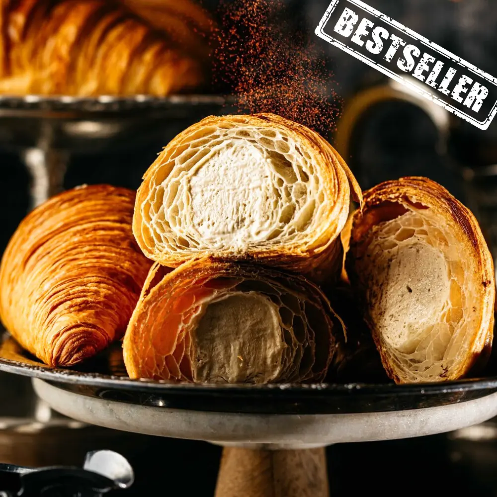Hình ảnh BÁNH CROISSANT NHÂN KEM TIRAMISU CÀ PHÊ