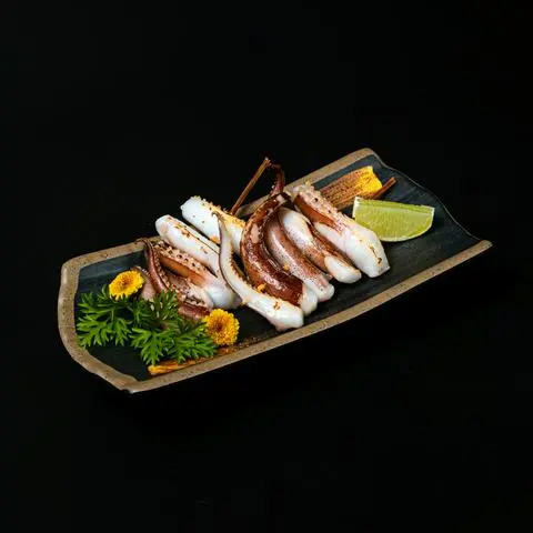 Hình ảnh Râu mực nướng - grilled squid tentacles - ya22