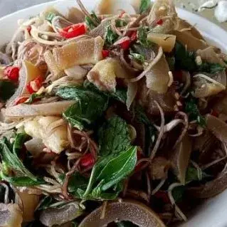 Hình ảnh Da bò trộn bắp chuối