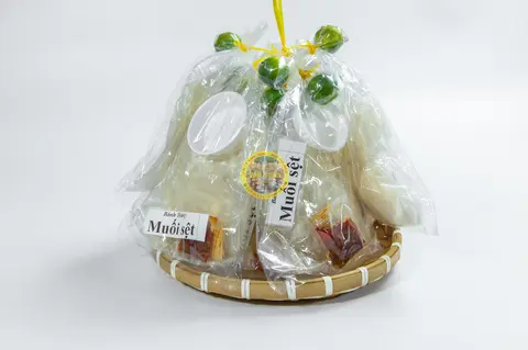 Hình ảnh Bánh tráng chấm muối sệt