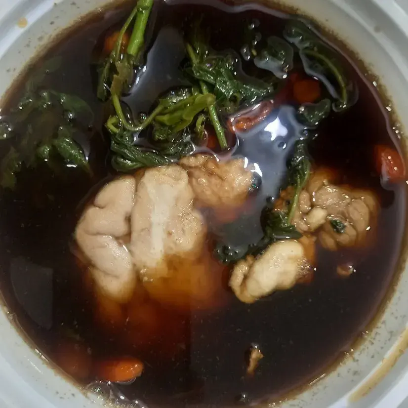 Hình ảnh Óc heo tiềm ngải cứu - thuốc Bắc