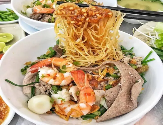 Hình ảnh Hủ tiếu mì thập cẩm