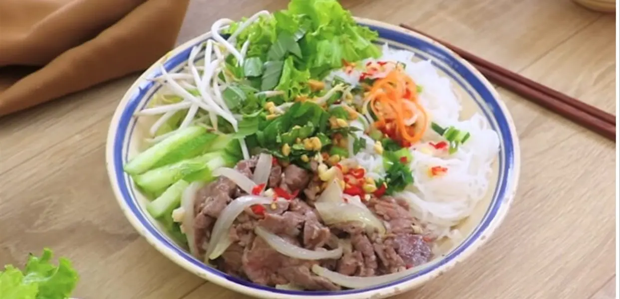 Hình ảnh Bún thịt xào