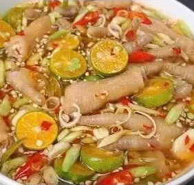 Hình ảnh Chân gà sả tắc có xương