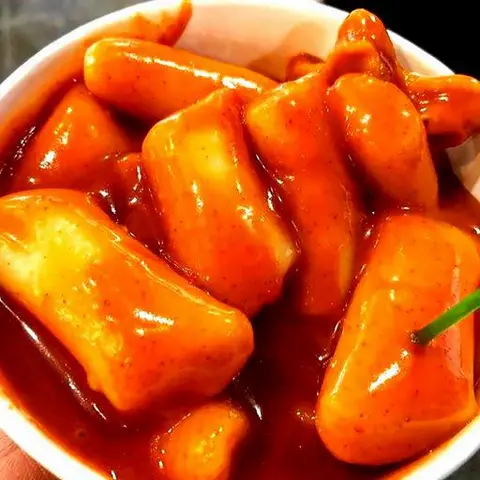 Hình ảnh Bánh gạo trộn sốt