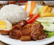 Hình ảnh Cơm tấm ba rọi kho trứng