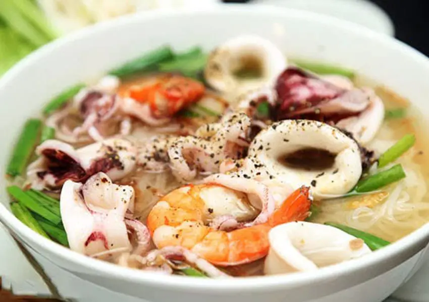 Hình ảnh Hủ tiếu tôm mực