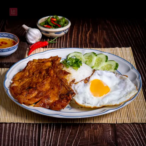 Hình ảnh Cơm Tấm Sườn Trứng