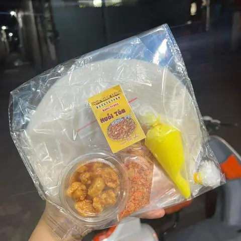 Hình ảnh Combo muối tôm hành phi bơ