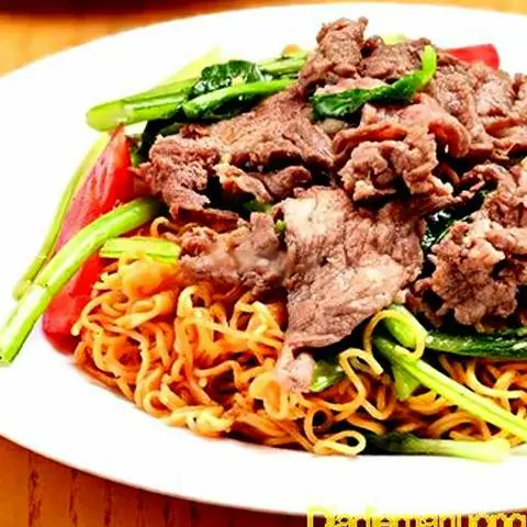 Hình ảnh Mì xào bò