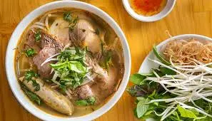 Hình ảnh Bún bò bắp - chả